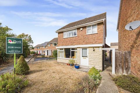 3 bedroom detached house for sale, Heathwood Walk, Bexley
