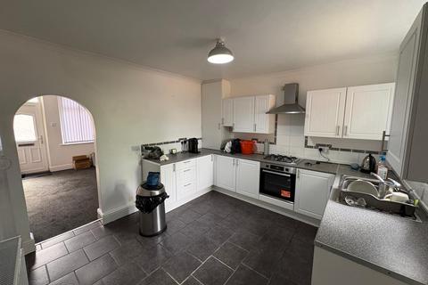 2 bedroom terraced house for sale, Haughton Green Road, Denton, M34