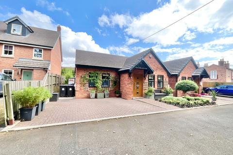 2 bedroom detached bungalow for sale, Newcastle Road, Market Drayton, TF9