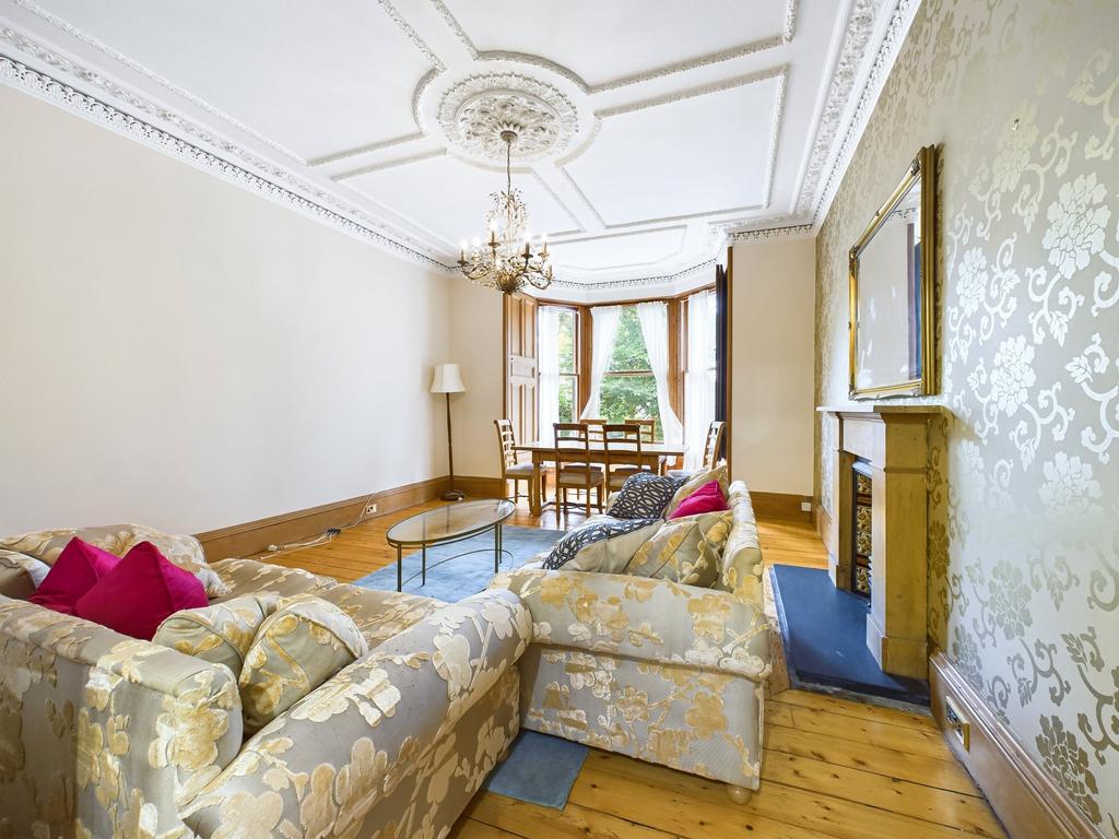 Apartment in Edinburgh, Bruntsfield - View 3