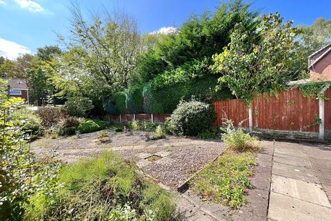 2 bedroom detached bungalow for sale, Ferndale Close, Stoke-On-Trent ST11