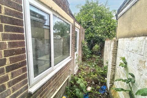 2 bedroom terraced house for sale, St. Marys Grove, Swindon SN2