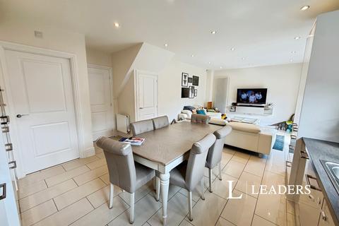 4 bedroom detached house to rent, Little Mill Meadow, Leegomery, Telford, TF1