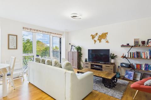 2 bedroom apartment for sale, Windsor Road, Slough, Berkshire, SL1