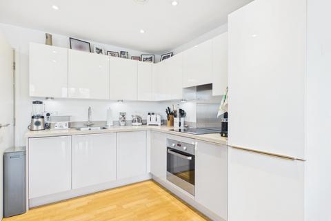 2 bedroom apartment for sale, Windsor Road, Slough, Berkshire, SL1