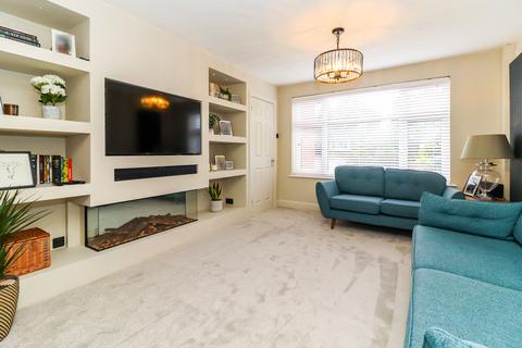 undefined, Trident Road, Watford, WD25