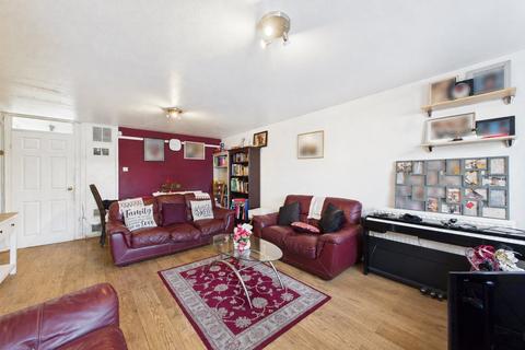 3 bedroom terraced house for sale, Helmsdale Close, Reading, Berkshire, RG30