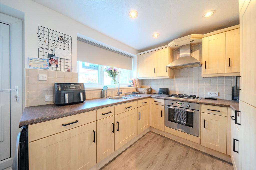 House in Leeds, Intake, Stanningley - View 3