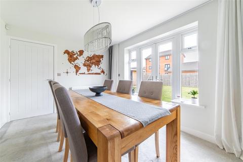4 bedroom detached house for sale, Gatekeeper Close, Newcastle Upon Tyne, NE13