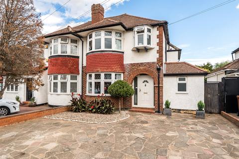 3 bedroom semi-detached house for sale, Woodlands Avenue, Surrey KT4