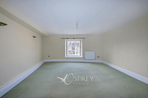 2 bedroom flat to rent, Market Place, Peterborough PE8
