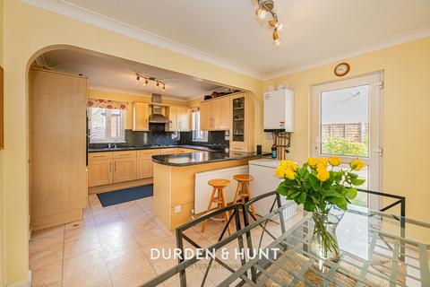 5 bedroom detached house for sale, Stanley Place, Ongar, CM5