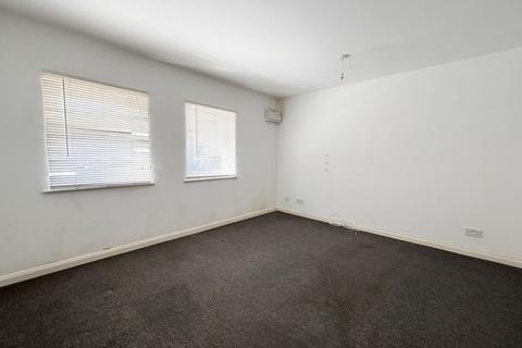 1 bedroom flat to rent, Highland Road, Southsea, PO4