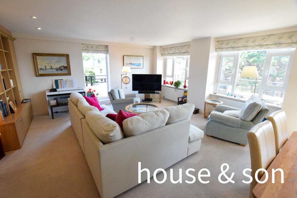 Apartment in Bournemouth - View 3