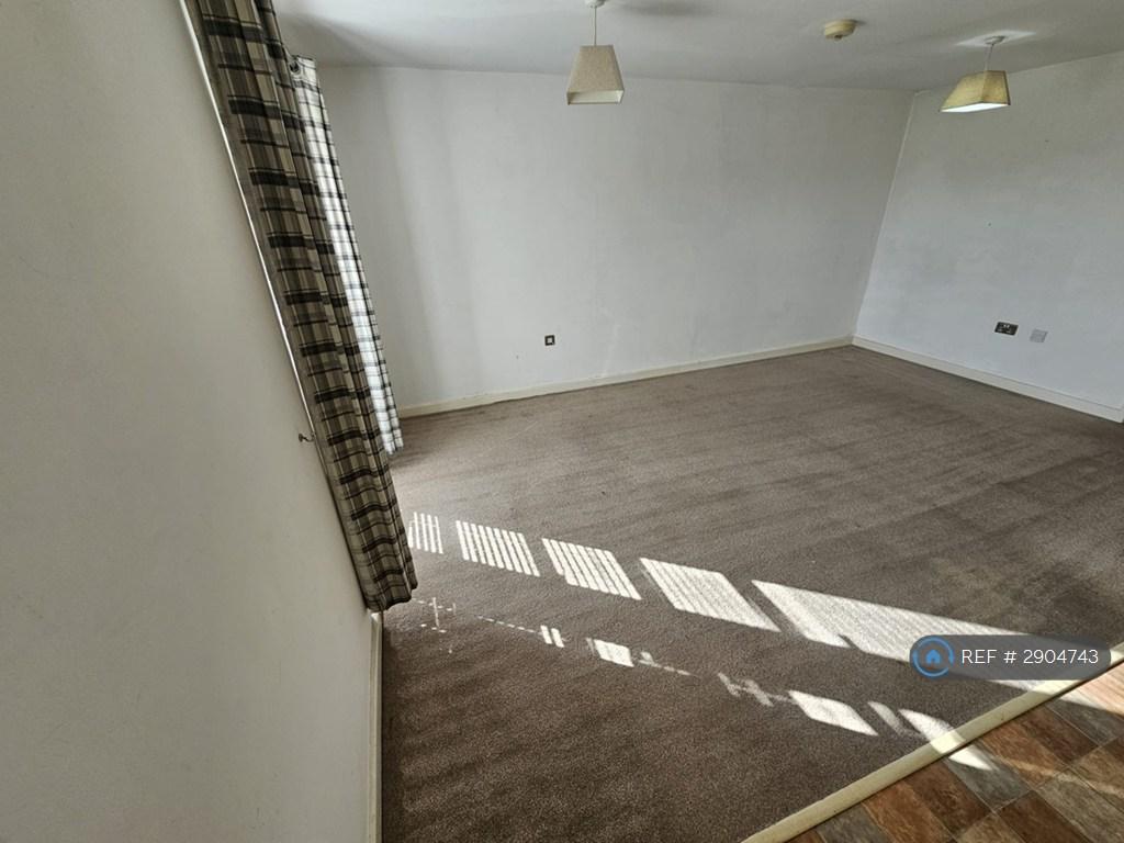 Apartment in Arnold, Nottingham - View 5