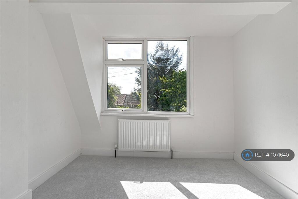 House in London - View 3