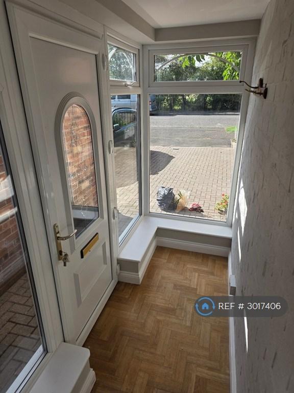House in Newcastle Upon Tyne - More