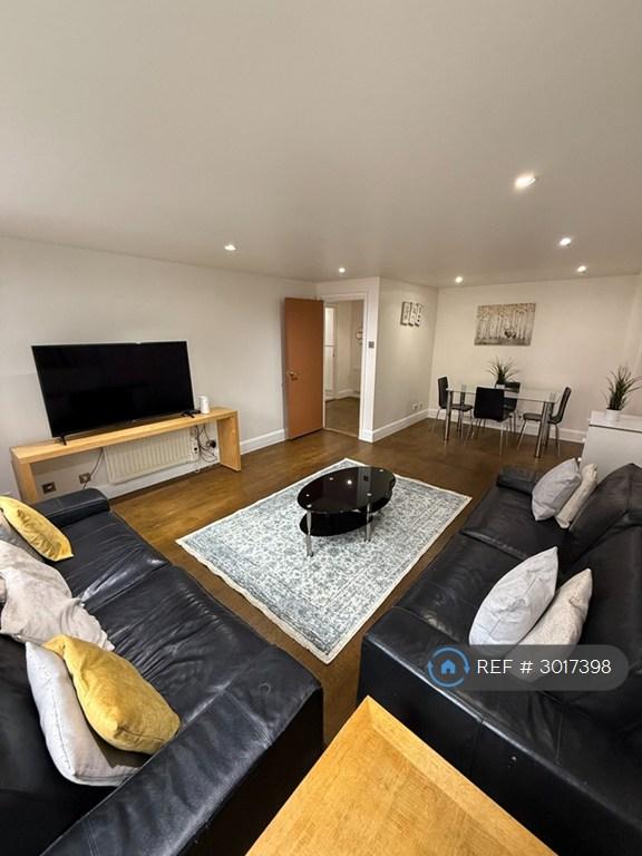 Apartment in London - View 2
