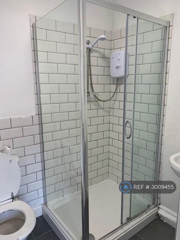 Apartment in Leicester - View 5