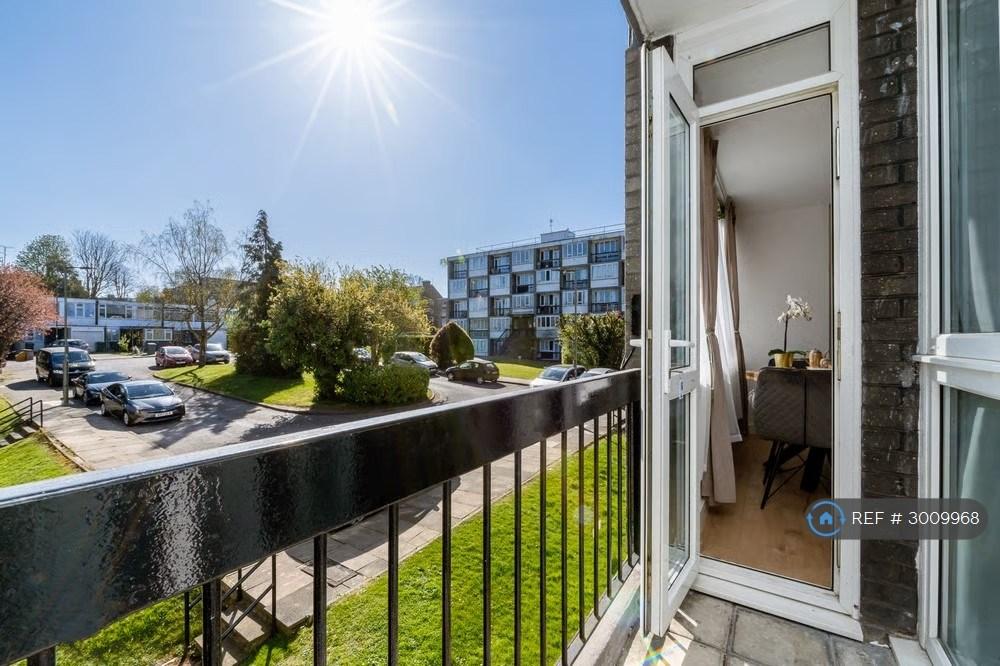 Apartment in London - View 4