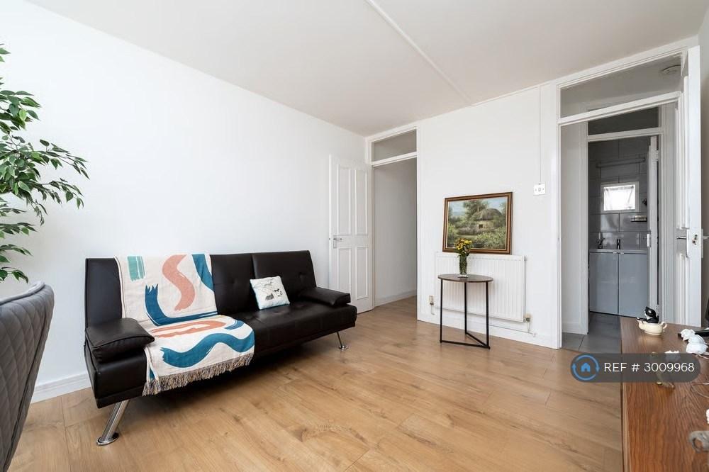 Apartment in London - View 5