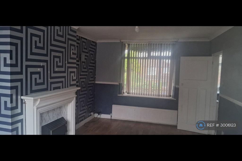 House in Droylsden, Manchester - View 3