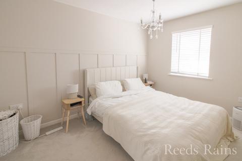 3 bedroom semi-detached house for sale, Princeton Way, Cheshire CH65