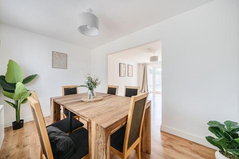 undefined, Parkway, Surrey RH6
