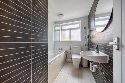 undefined, Parkway, Surrey RH6