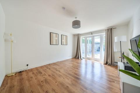 undefined, Parkway, Surrey RH6