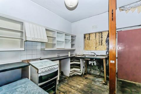 4 bedroom end of terrace house for sale, Upper Brockley Road, London, SE4