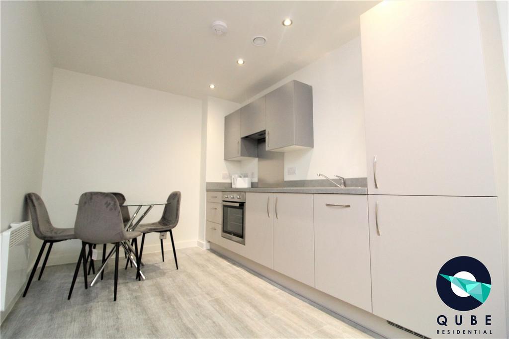 Apartment in Salford - View 3