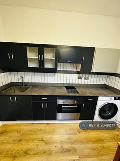 1 bedroom in a house share to rent, Maryland Road, London, N22