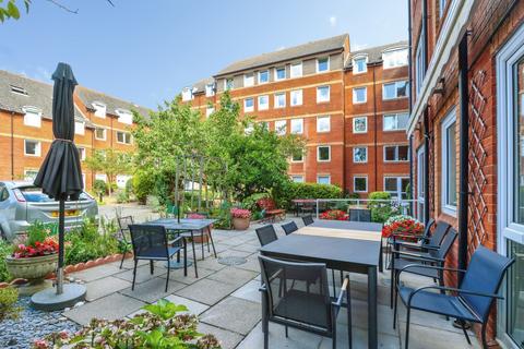 1 bedroom apartment for sale, Homelake House, Parkstone BH14