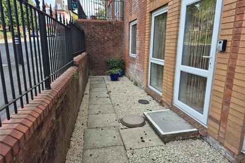 1 bedroom apartment for sale, Homelake House, Parkstone BH14