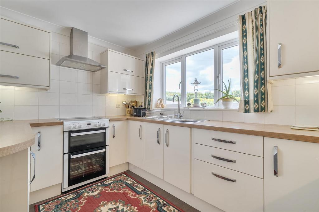 House in Paignton - View 5