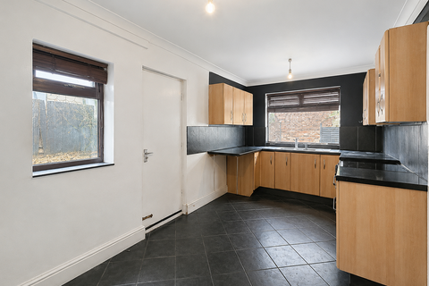 3 bedroom terraced house to rent, Hawthorne Road, Bootle L20