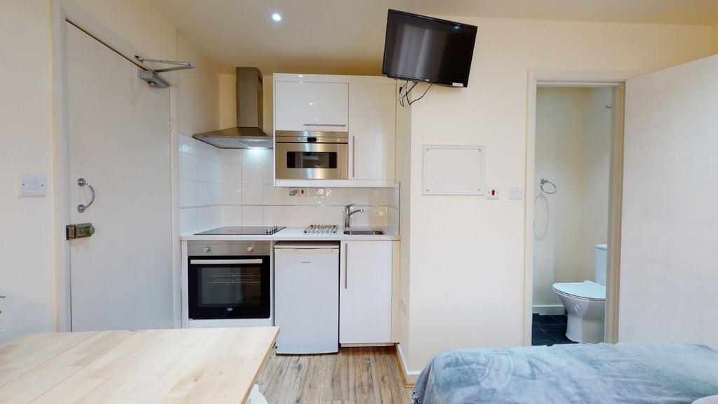 Apartment in London - View 2