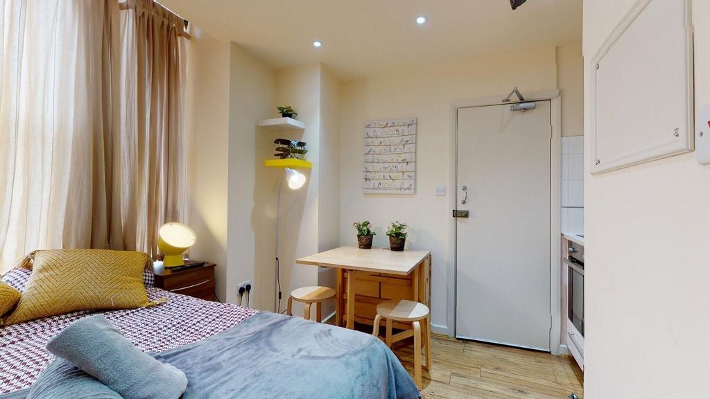Apartment in London - View 4
