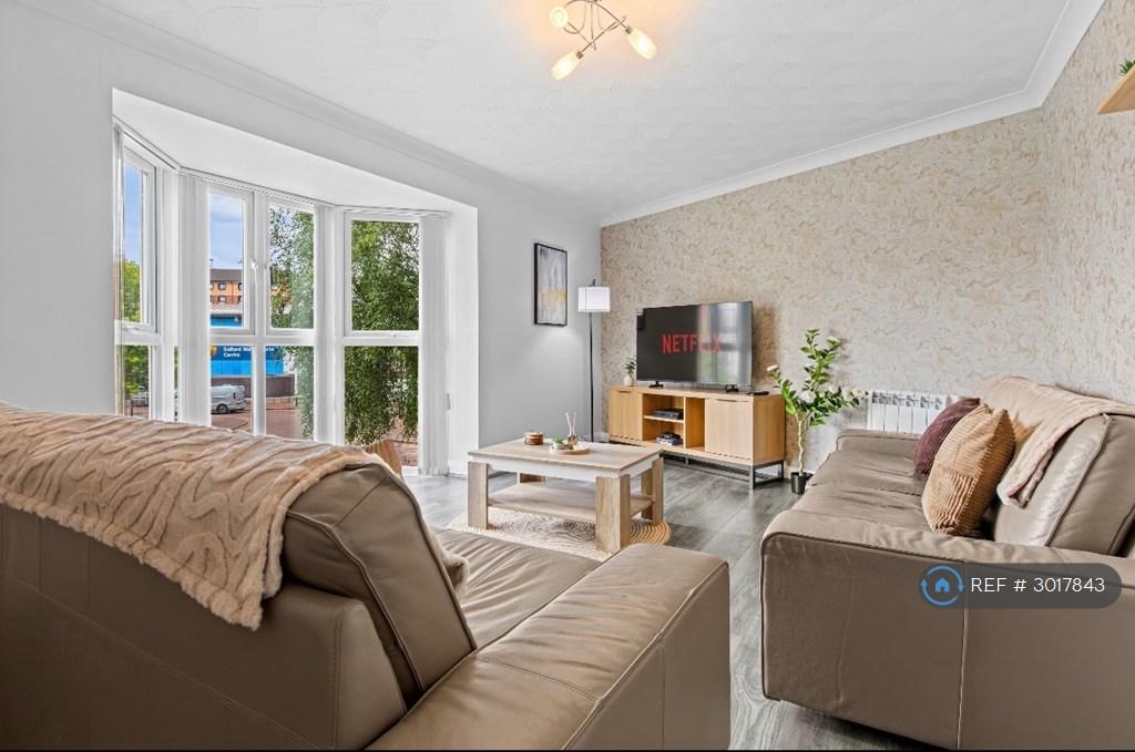 Apartment in Salford - View 5