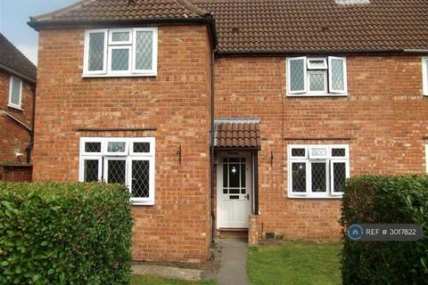 3 bedroom semi-detached house to rent, Spenser Road, Cheltenham, GL51