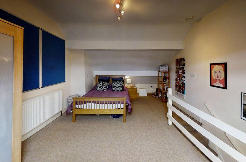 House in Sheffield, South Yorkshire - View 3