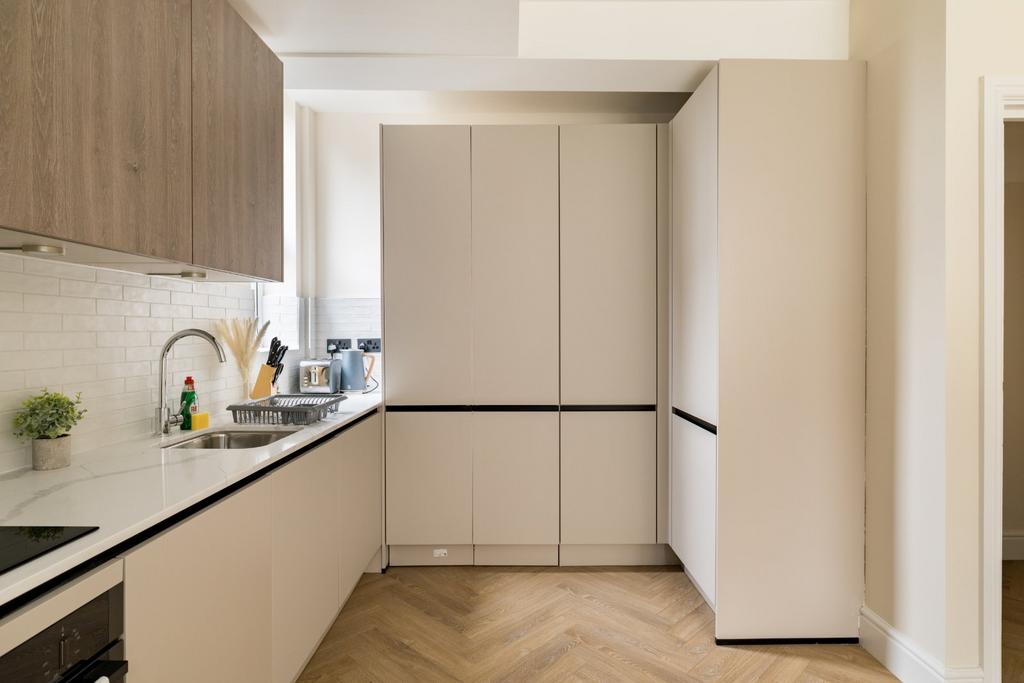House in London - View 4
