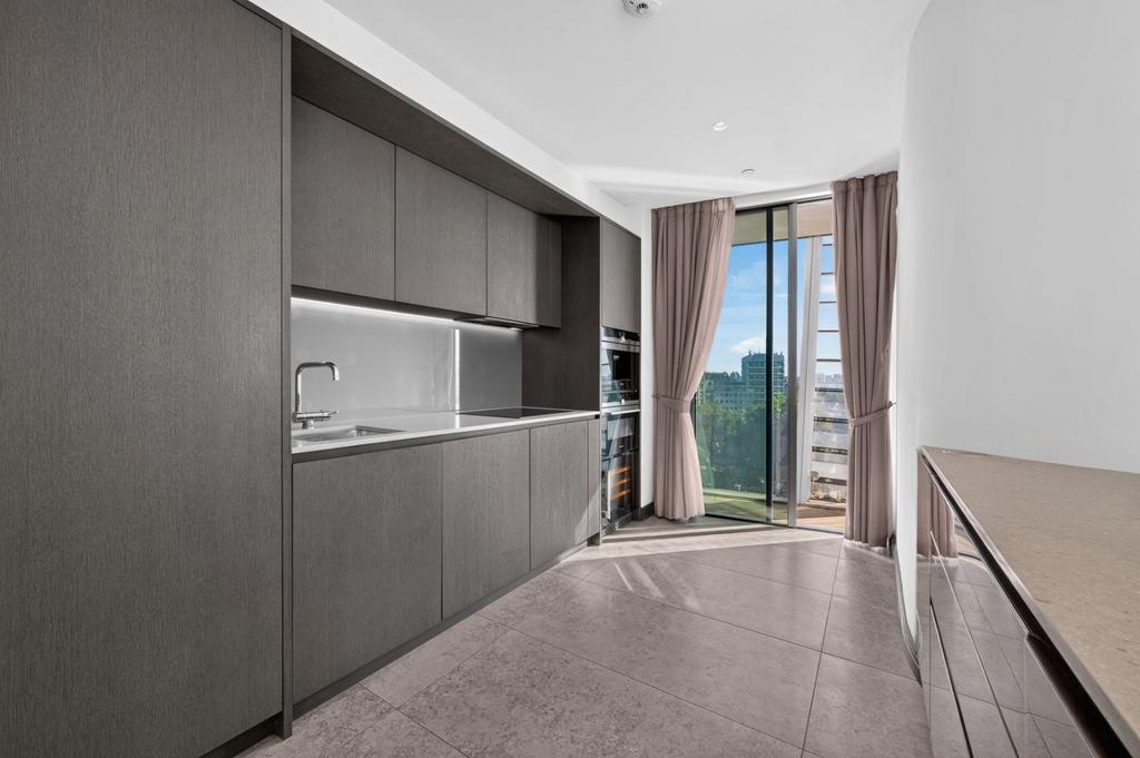 Apartment in London - View 3