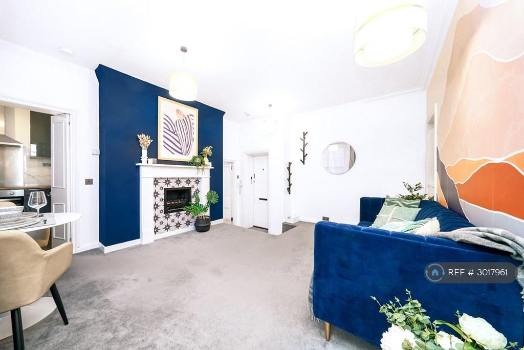 Apartment in London - View 4