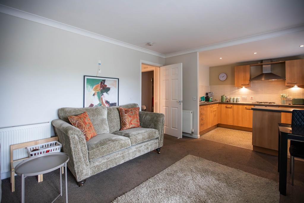 Apartment in Dumbarton - View 2
