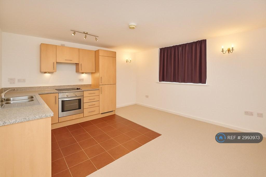Apartment in Leicester - View 3