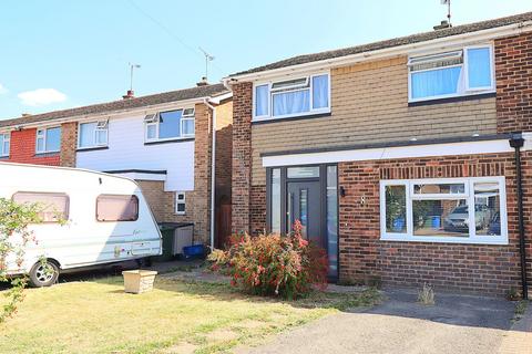 3 bedroom end of terrace house for sale, Thames Close, Farnborough GU14