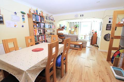 3 bedroom end of terrace house for sale, Thames Close, Farnborough GU14
