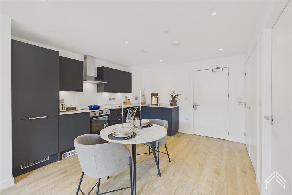 Apartment in Birmingham, West Midlands - View 2